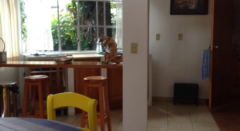 Отель La Casa De Las Magnolias Coyoacan Номер фото