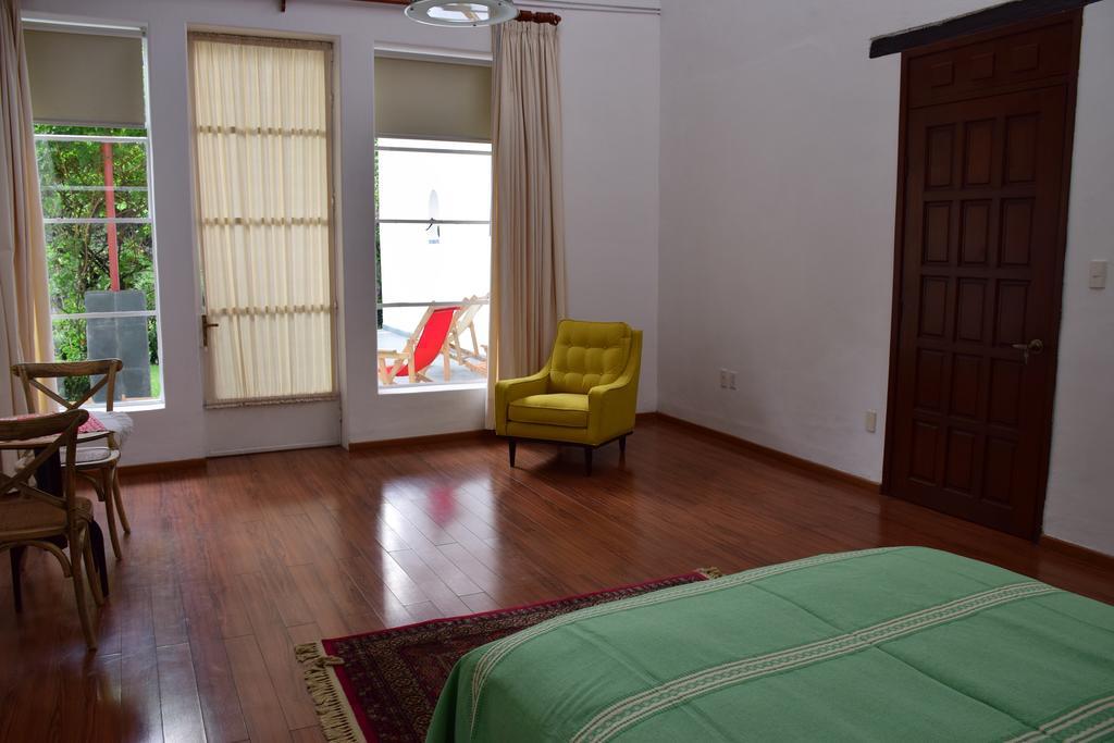 Отель La Casa De Las Magnolias Coyoacan Экстерьер фото