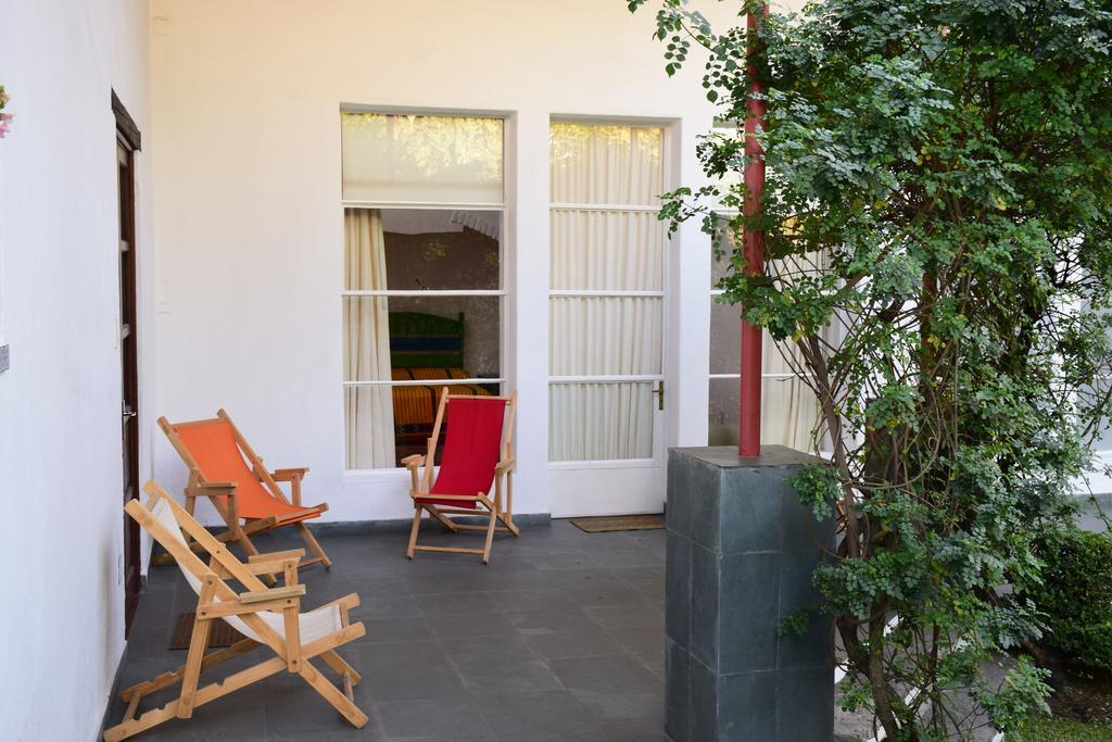 Отель La Casa De Las Magnolias Coyoacan Экстерьер фото