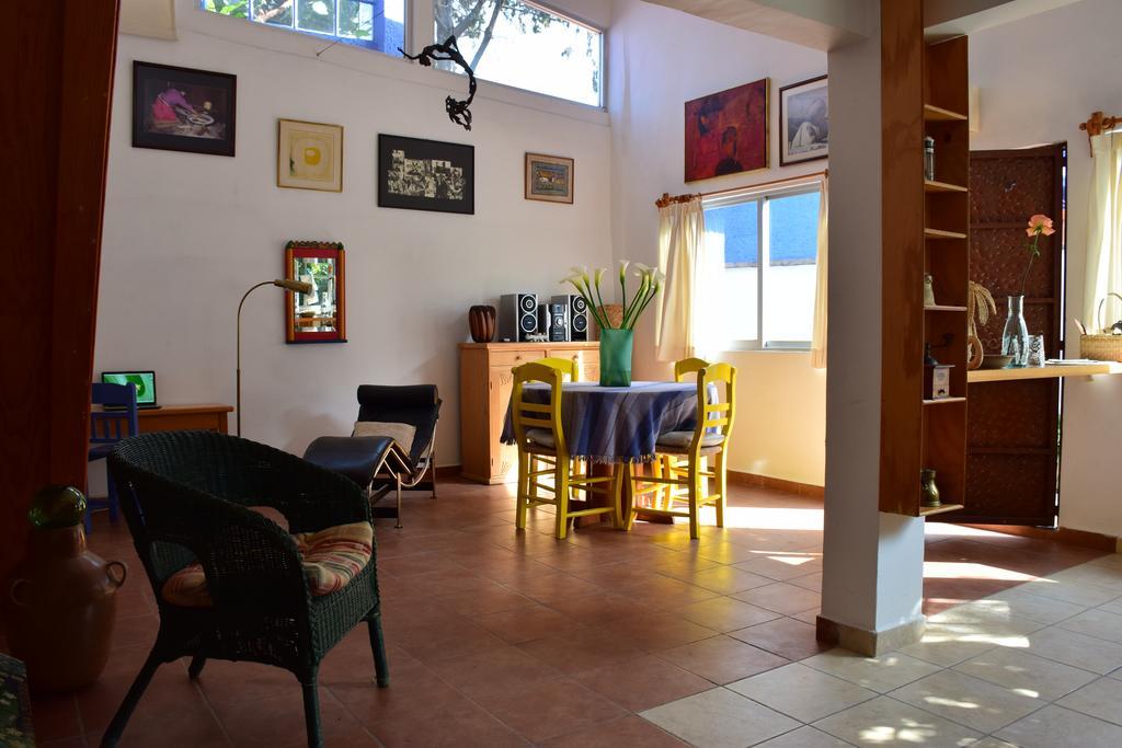 Отель La Casa De Las Magnolias Coyoacan Экстерьер фото
